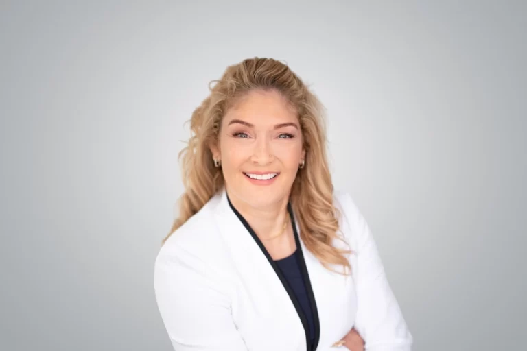 Lisa Tetrault