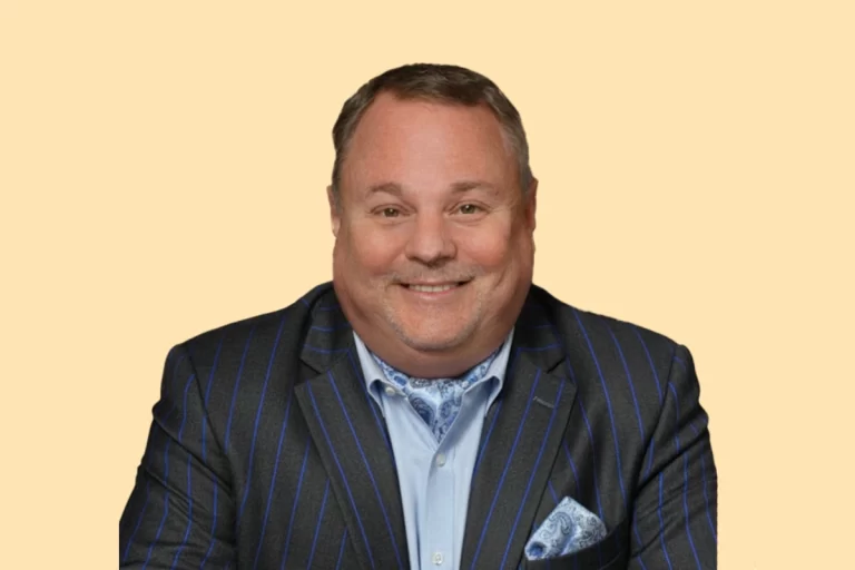 Chris Hutchins